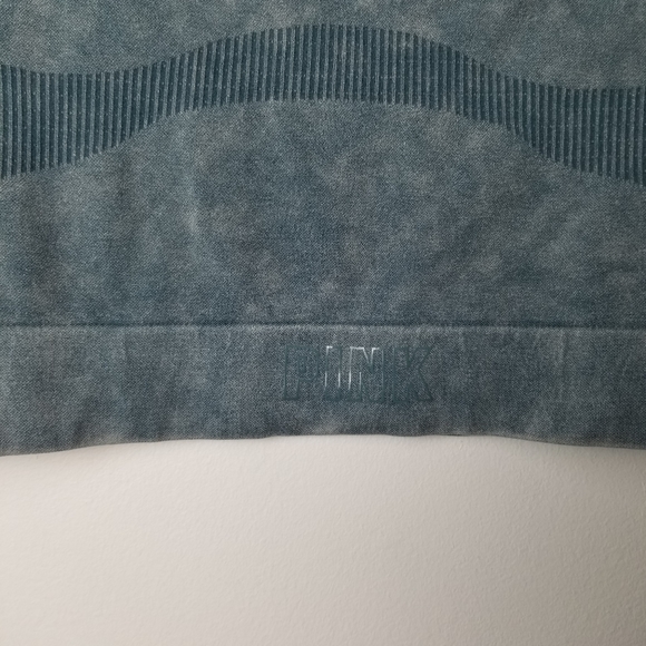 NWT Victoria's Secret PINK seamless crop top - Picture 4 of 12